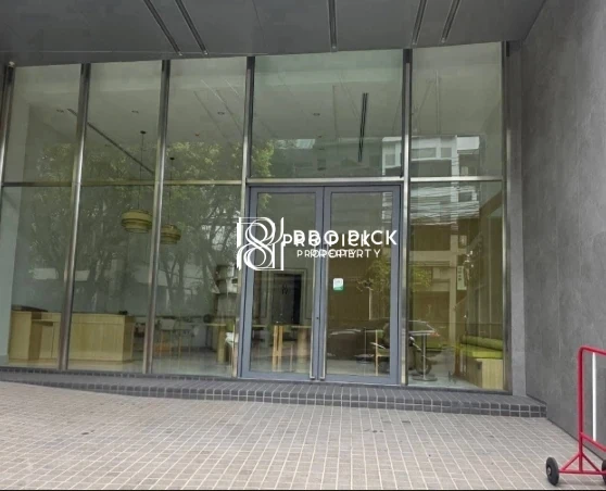 Retail in Watthana, 65,000 THB/mo