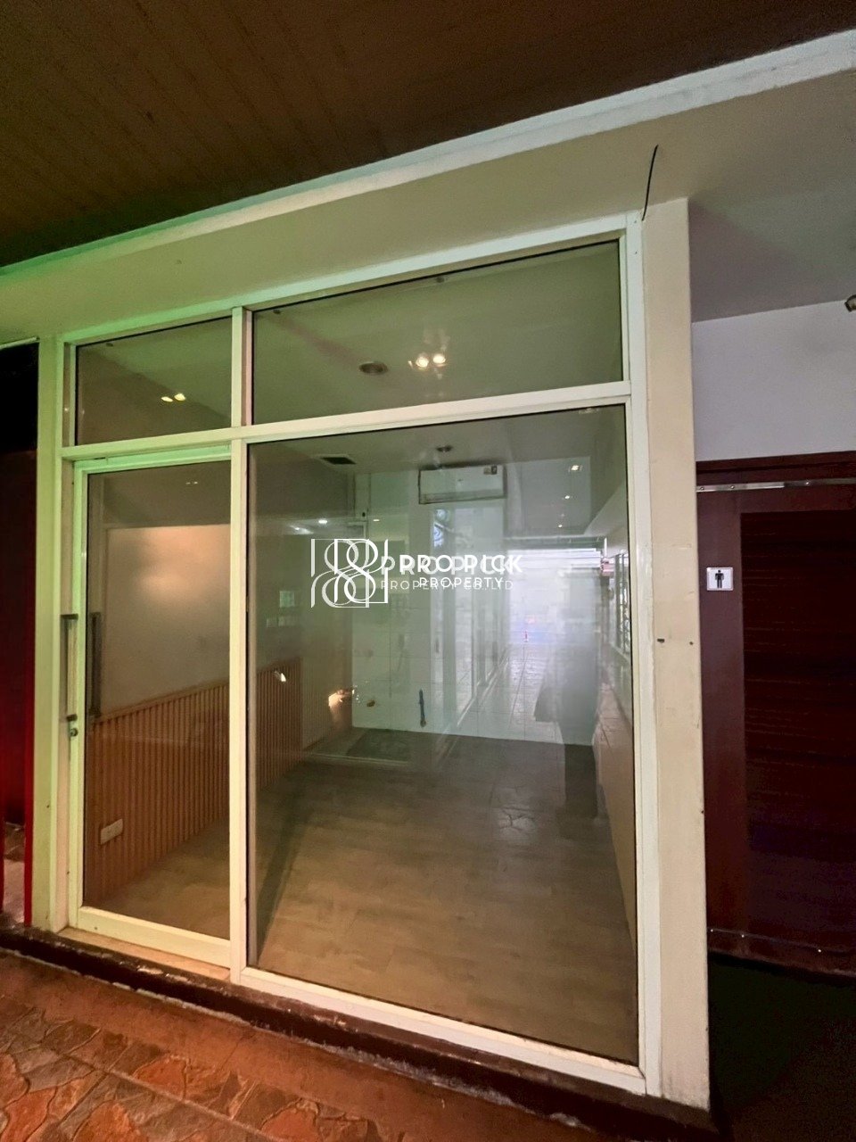 For Rent Retail Space BTS Phrom Phong Sukhumvit Watthana PP-00014 photo 2