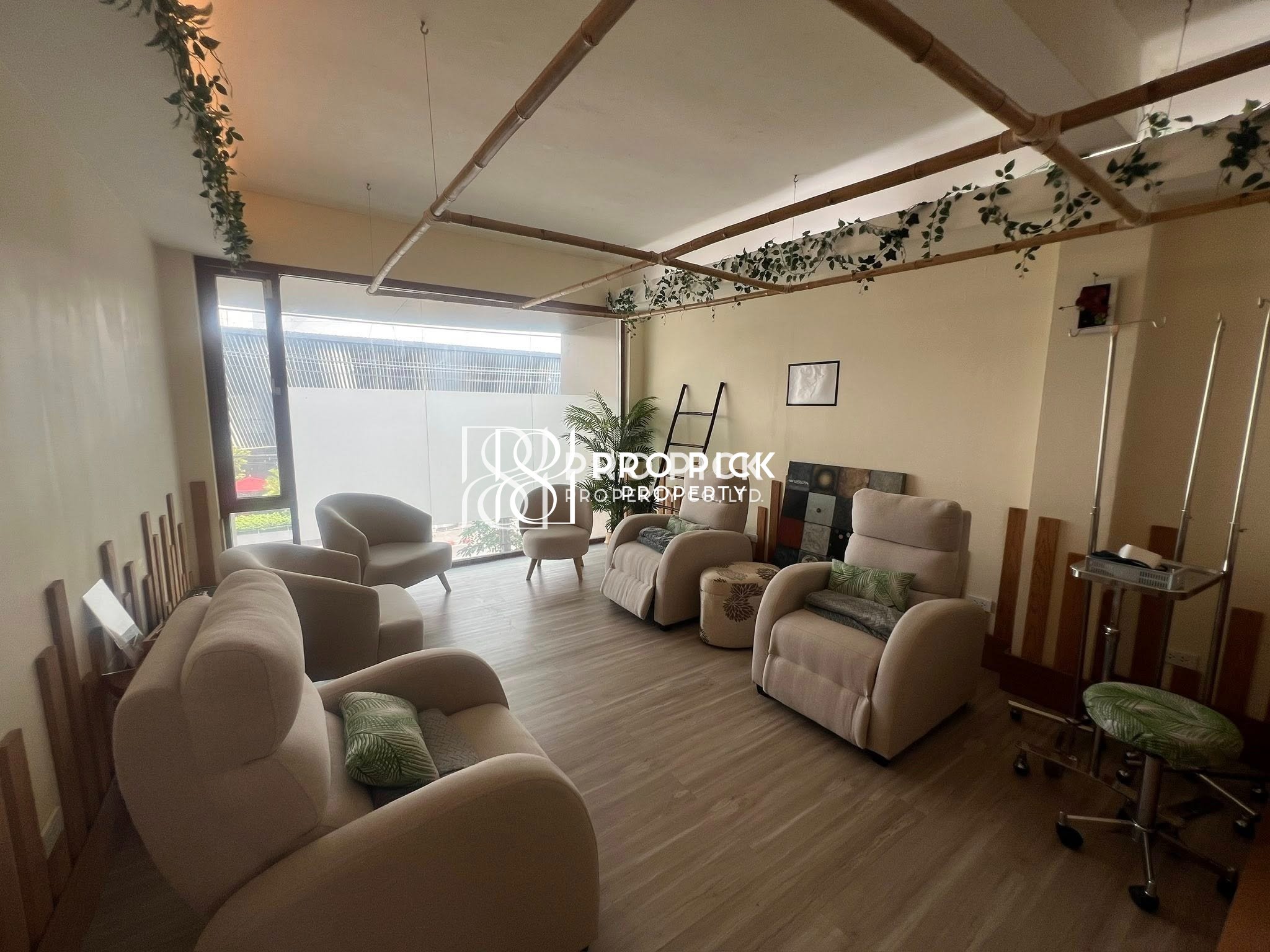 For Rent Retail Space BTS Thong Lo Sukhumvit Watthana PP-00026 more photos