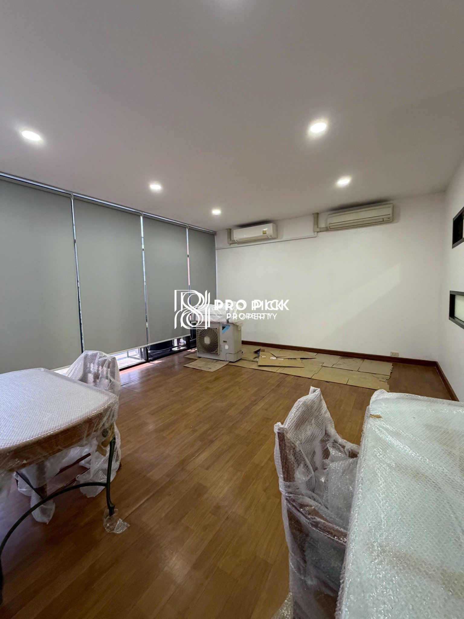 For Rent Office Space Retail Space BTS Ekkamai Sukhumvit Watthana PP-00028 more photos