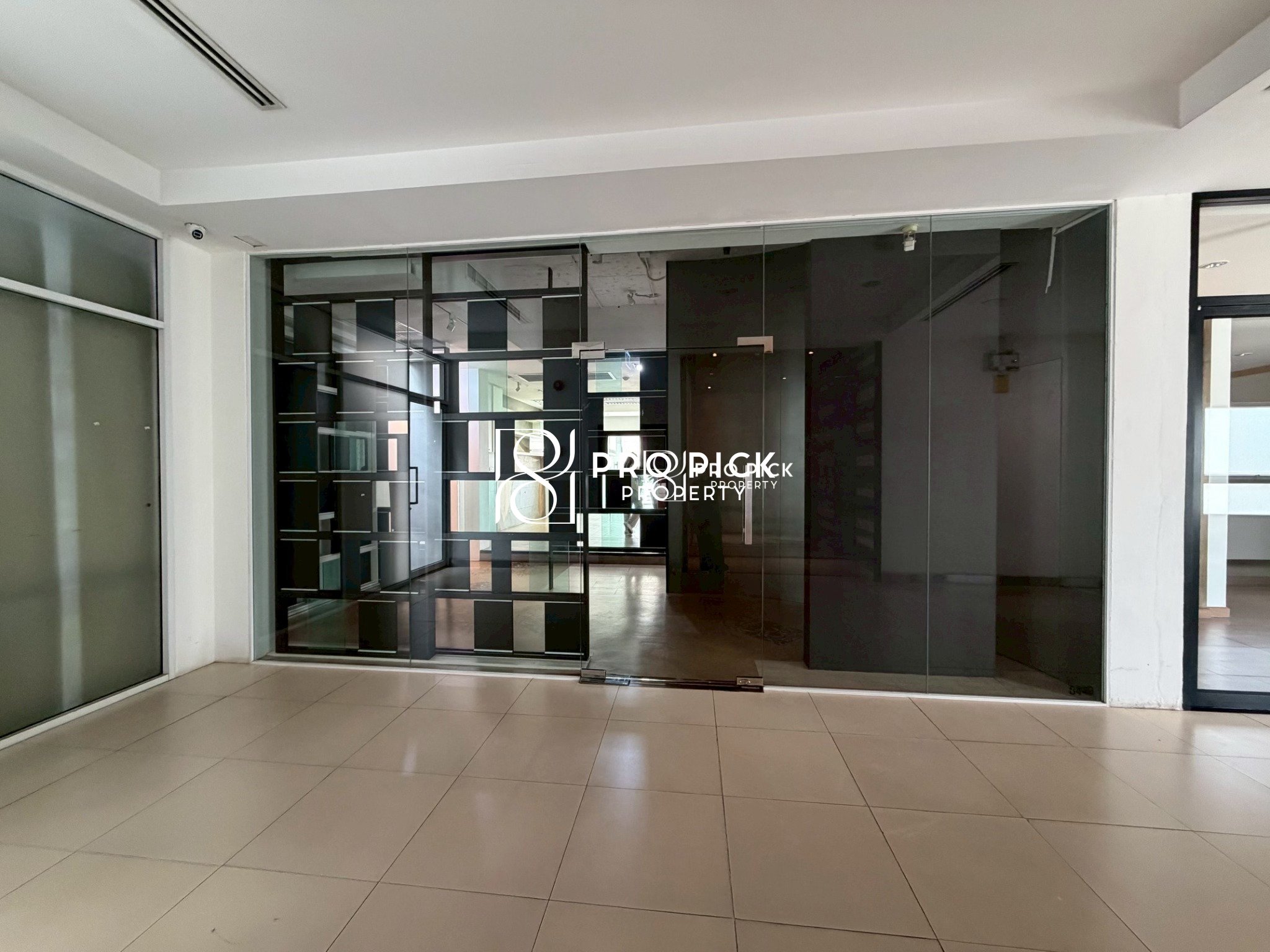 For Rent Office Space Retail Space BTS Ekkamai Sukhumvit Watthana PP-00029 photo 2