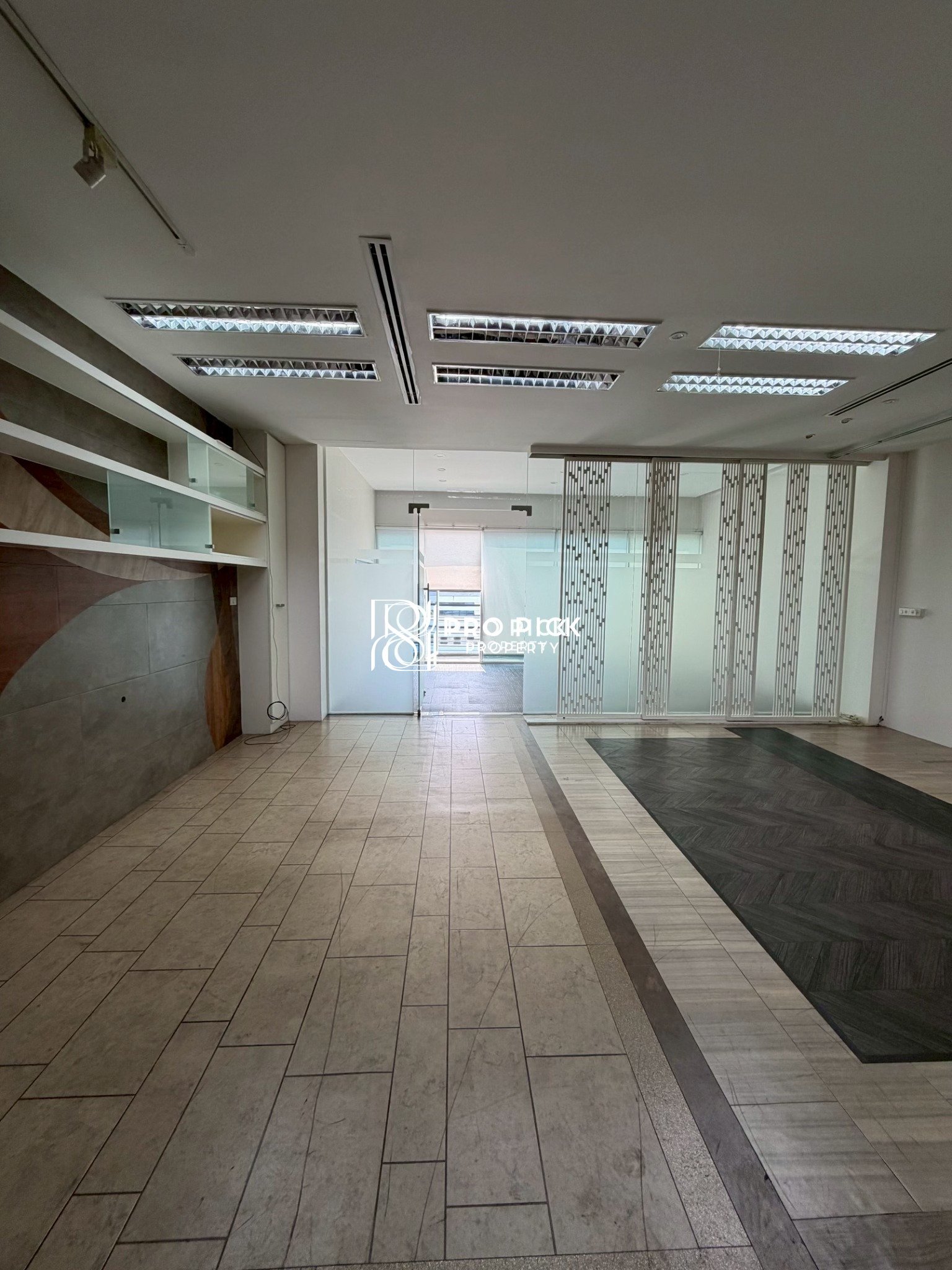 For Rent Office Space Retail Space BTS Ekkamai Sukhumvit Watthana PP-00029 photo 4