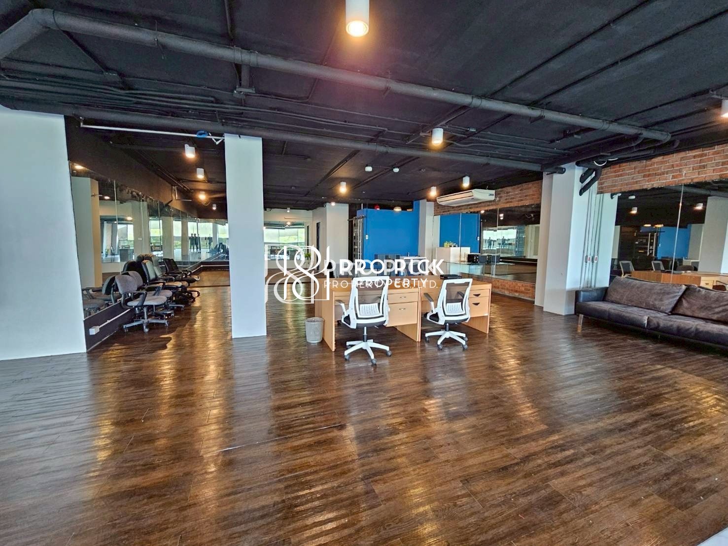 For Rent Retail Space BTS Ekkamai Sukhumvit Watthana PP-00034 For Clinic, Studio, Office more photos