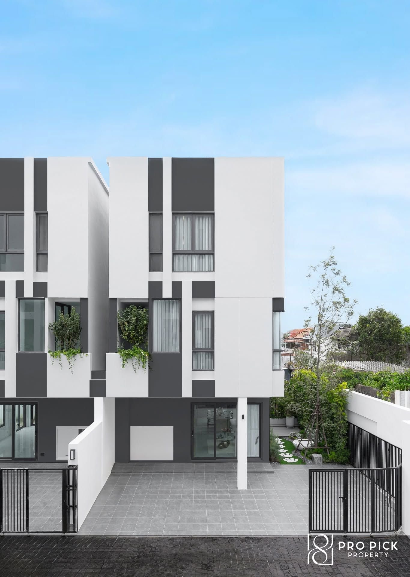 For Sale Townhome Kingson Sukhumvit 101/1 BTS Punnawithi Phra Khanong PP-00130