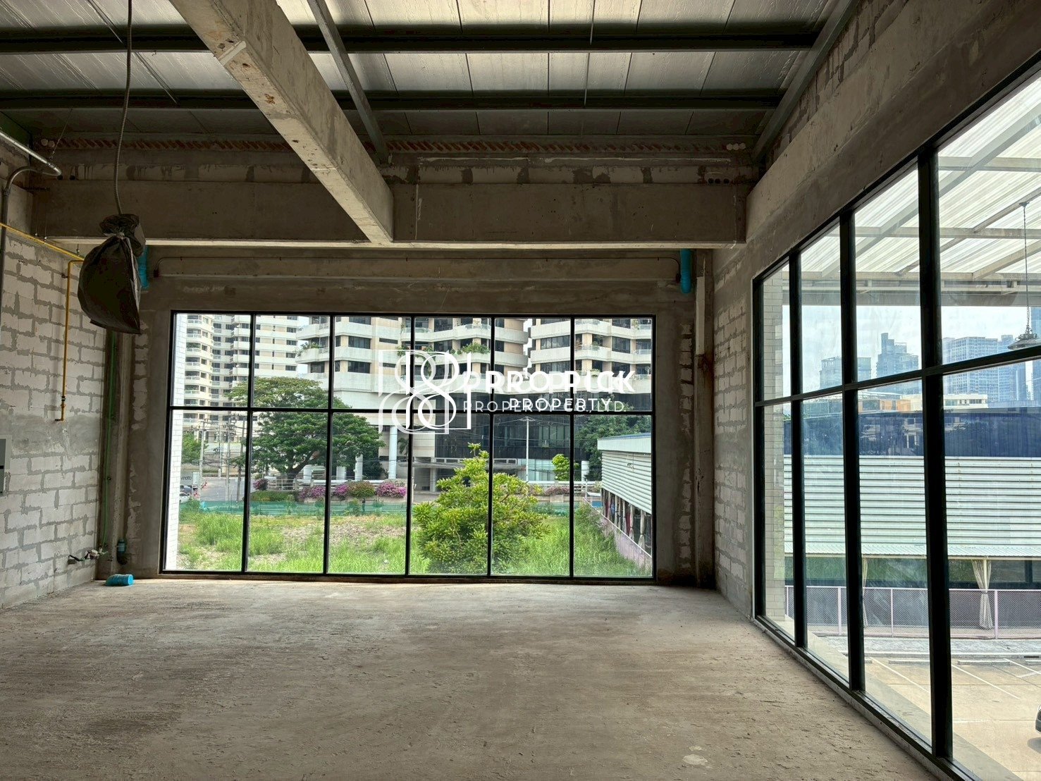 For Rent Retail Space BTS Phrom Phong Sukhumvit Khlong Toei PP-00052 photo 5