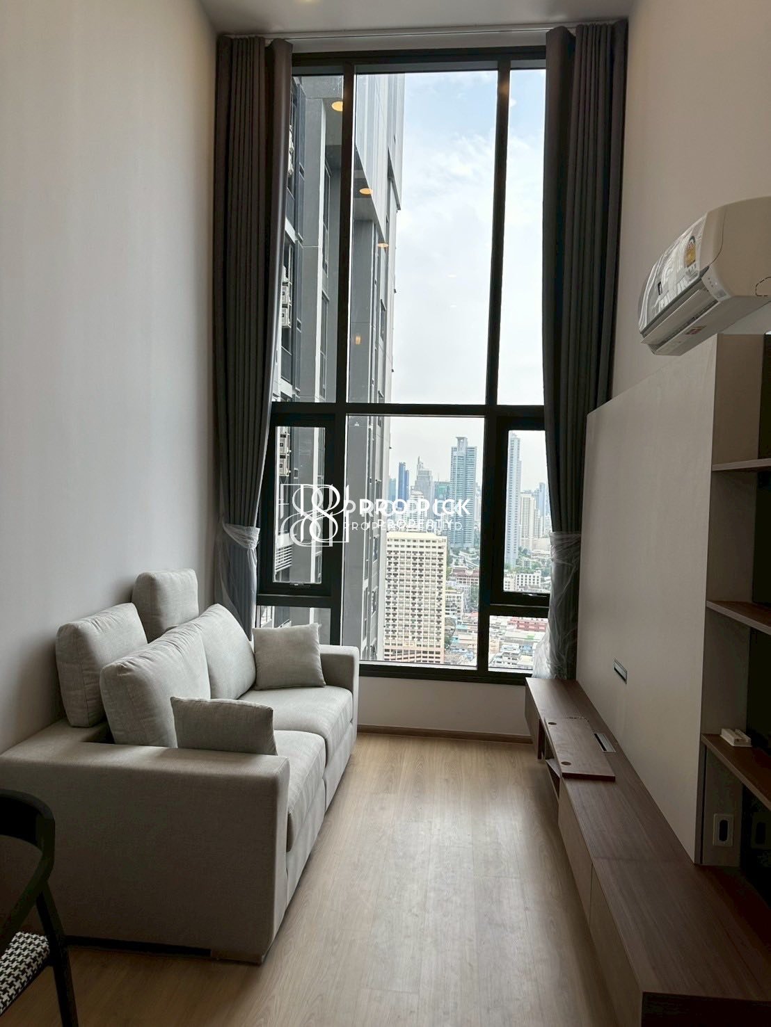 For Rent Life Rama 4 Condo Duplex 1 Bed 1 Bath BTS Asok MRT Queen Sirikit Rama 4 Khlong Toei PP-00054 photo 2