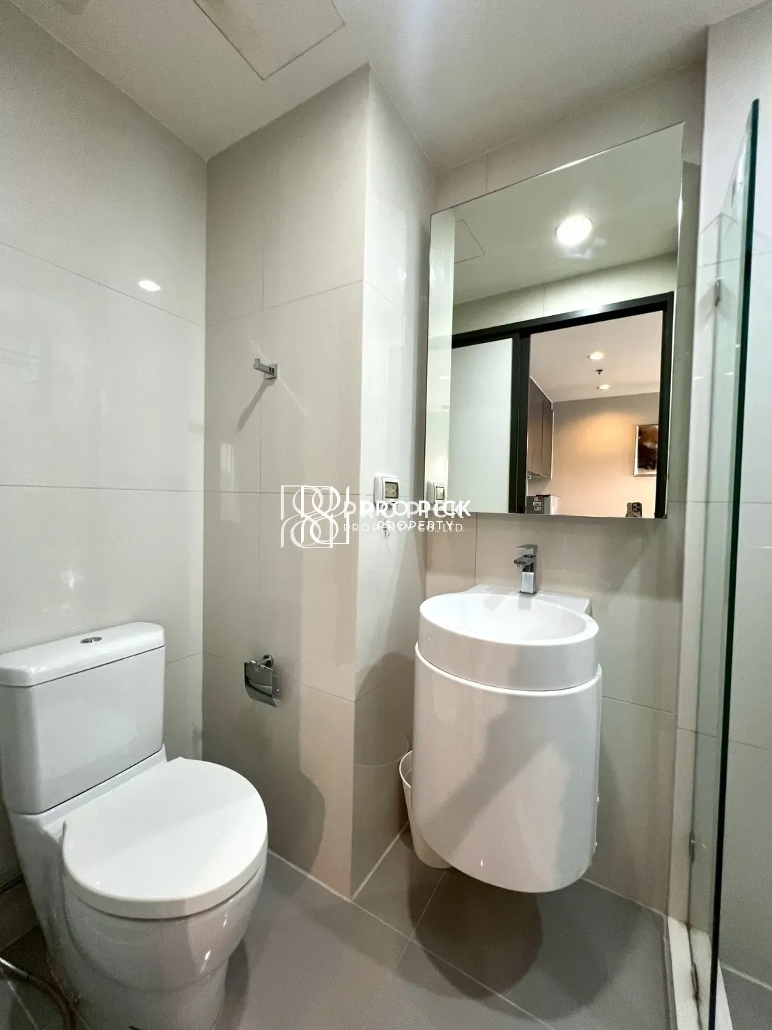 For Rent Rhythm Asoke Condo 1 Bed 1 Bath BTS Asok MRT Phetchaburi Phetchaburi Ratchatewi PP-00055 more photos