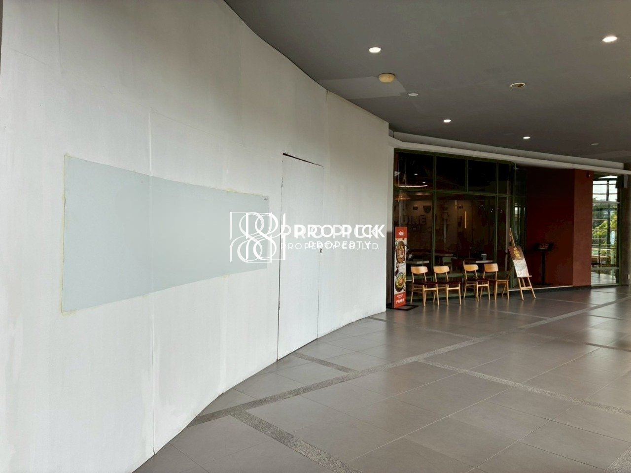 For Rent Retail Space BTS Phrom Phong Sukhumvit Khlong Toei PP-00058 photo 2
