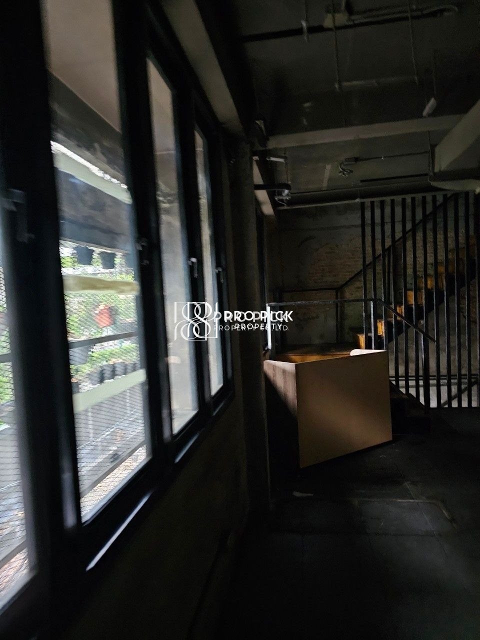 For Rent/Sale Shophouse BTS Ekkamai Sukhumvit Watthana PP-00059 more photos