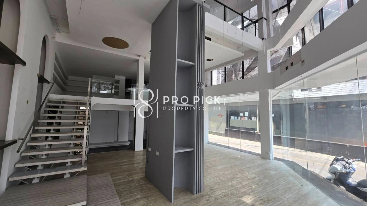 For Rent Shophouse BTS Thong Lo Sukhumvit Watthana Bangkok