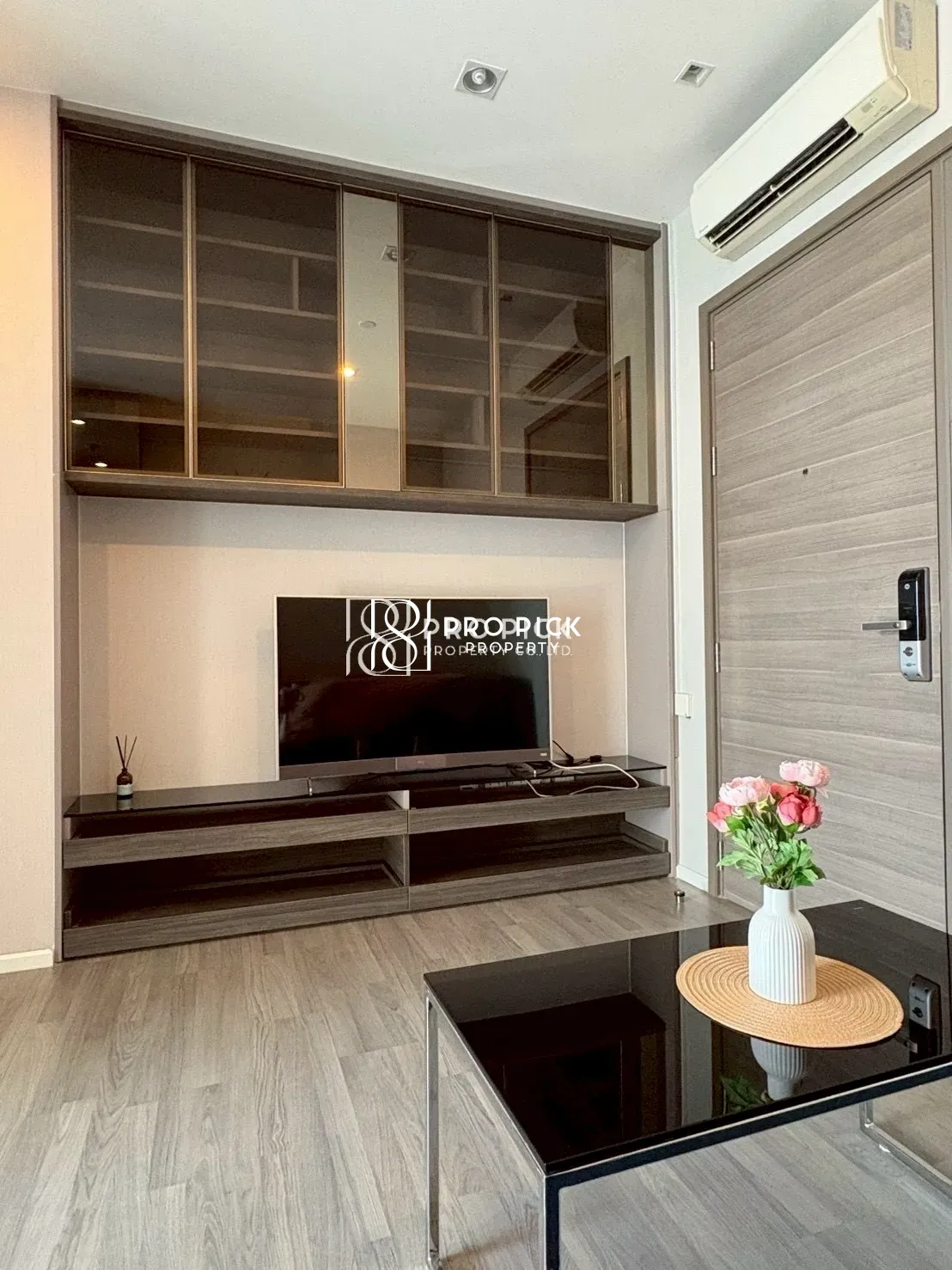 For Rent Condo The Room 69 BTS Phra Khanong Sukhumvit Watthana PP-00084 photo 2