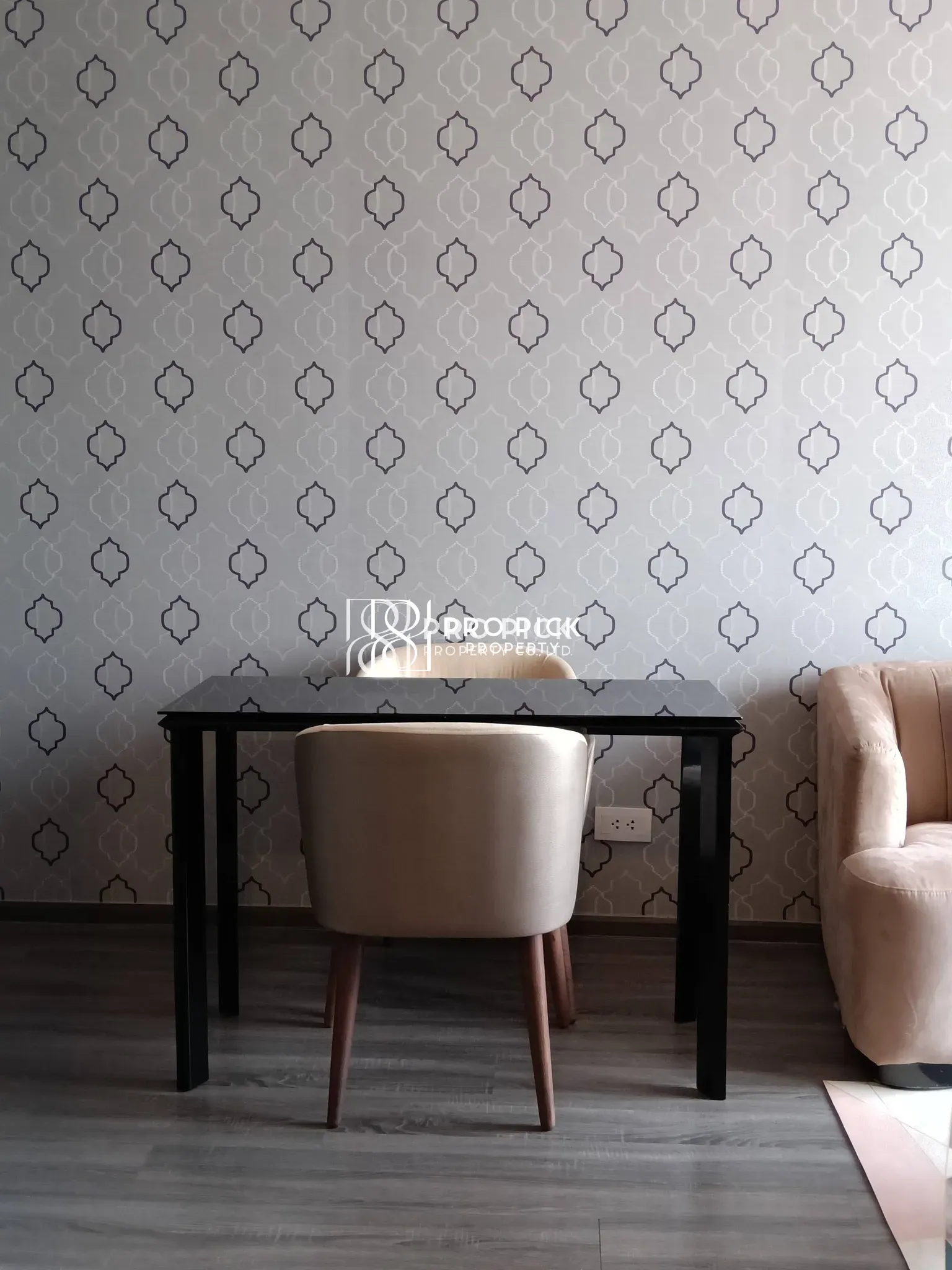 For Rent Condo Ideo mobi Sukhumvit 40 BTS Ekamai Sukhumvit Khlong Toei PP-00092 photo 2