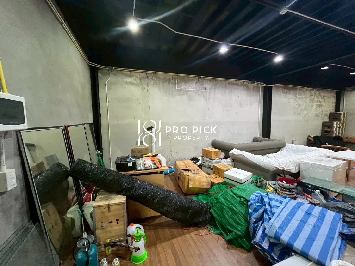 For Rent Retail Space BTS Ekkamai Sukhumvit Watthana PP-00093 more photos