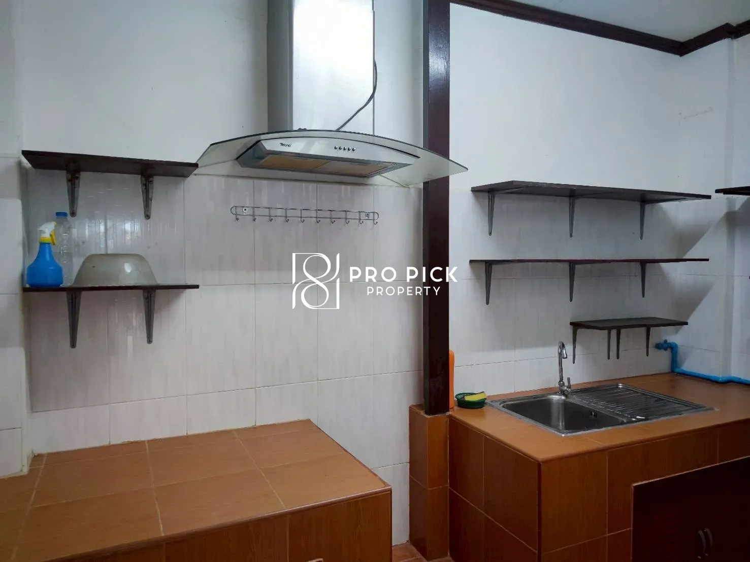 For Rent Retail BTS Ekkamai Sukhumvit Watthana PP-00096 more photos