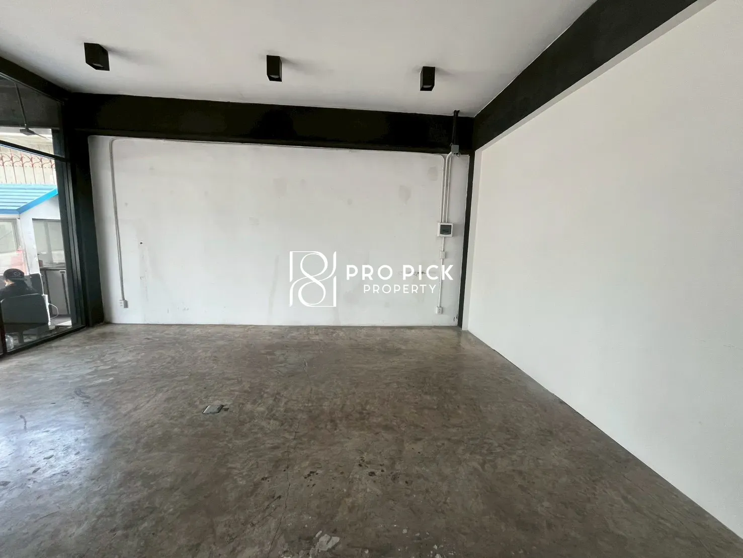 For Rent Retail Space BTS Ekkamai Sukhumvit Watthana PP-00098 photo 2
