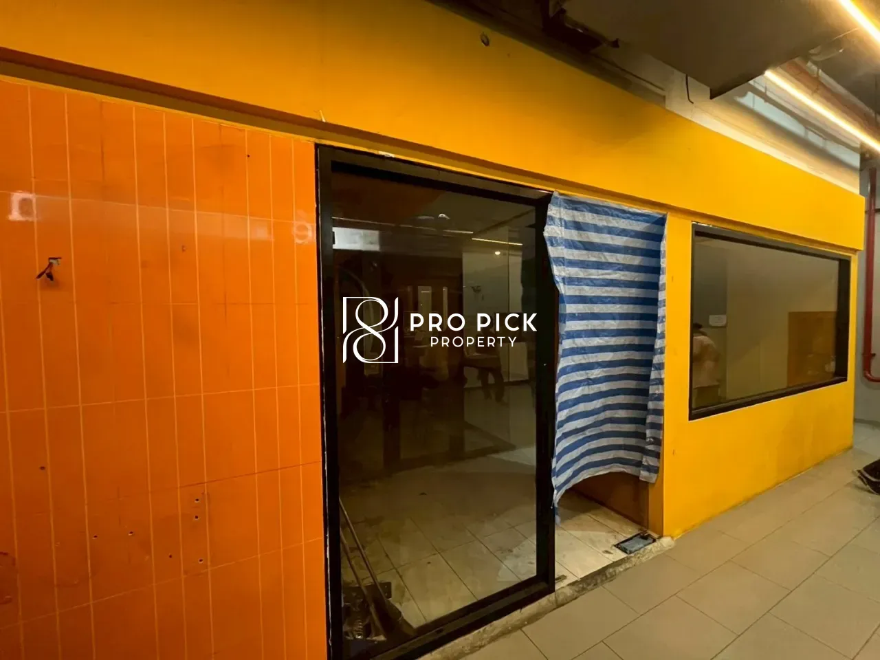 For Rent Retail Space 65 sq.m. BTS Asok Sukhumvit Watthana PP-00101 - cover