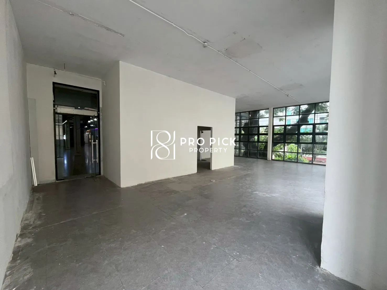 For Rent Retail Space 94.70 sq.m. BTS Asok Mrt Sukhumvit Sukhumvit Watthana PP-00105 more photos