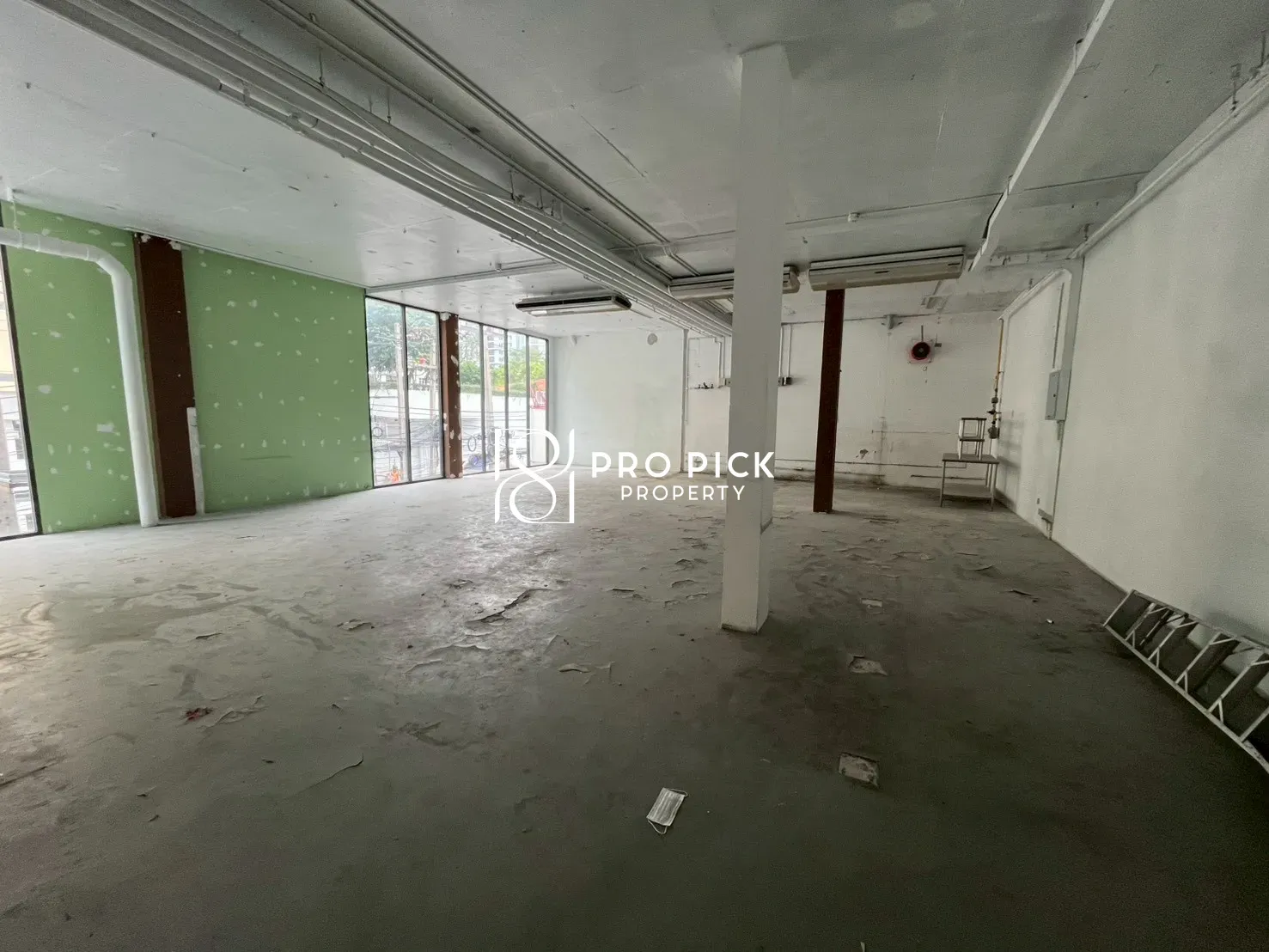 For Rent Retail Space BTS Asok MRT Sukhumvit Sukhumvit Watthana PP-00106 - cover