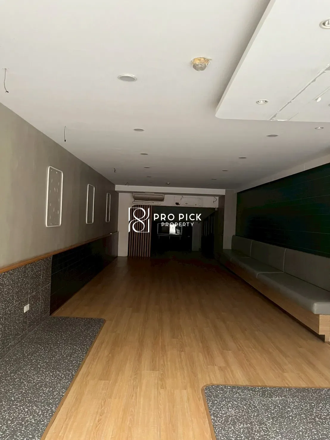 For Rent Retail Space 100 sq.m. BTS Asok Mrt Sukhumvit Sukhumvit Watthana PP-00110 photo 2