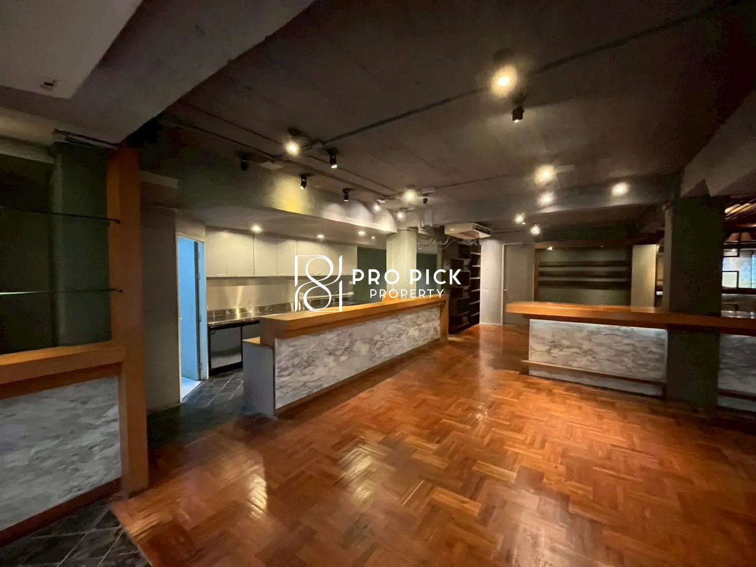 For Rent Retail Space G Floor walkable BTS and MRT Watthana Sukhumvit BTS Asok PP-00111 more photos