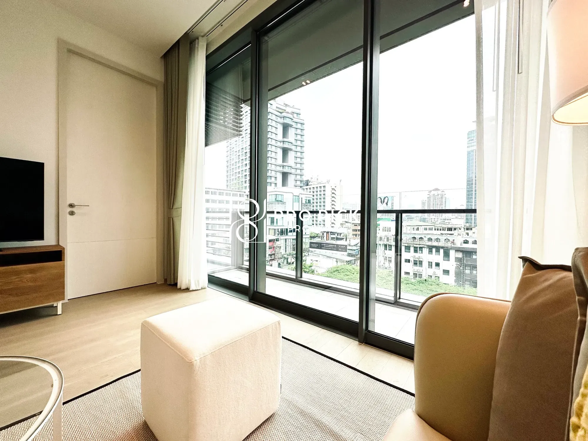 For Rent/Sale The Strand Condo 1 Bed 1 Bath BTS Thong Lo Sukhumvit Watthana PP-00161 more photos