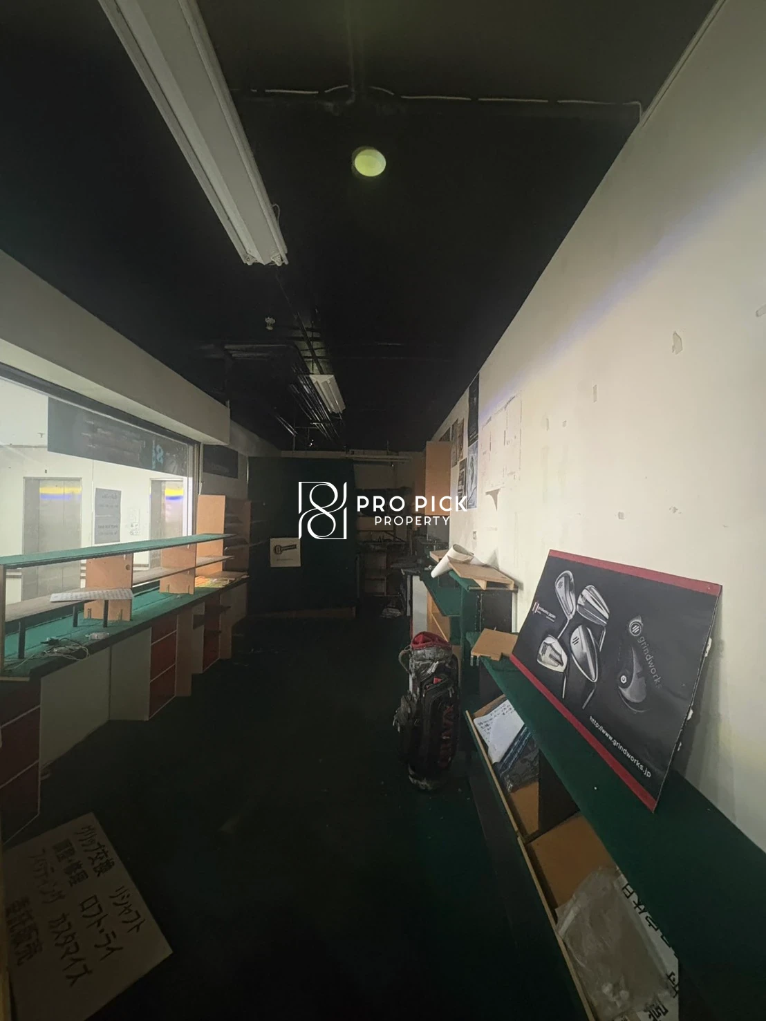 For Rent Retail 20 sq.m. BTS Phrom Phong Sukhumvit Watthana Bangkok PP-00165 photo 1
