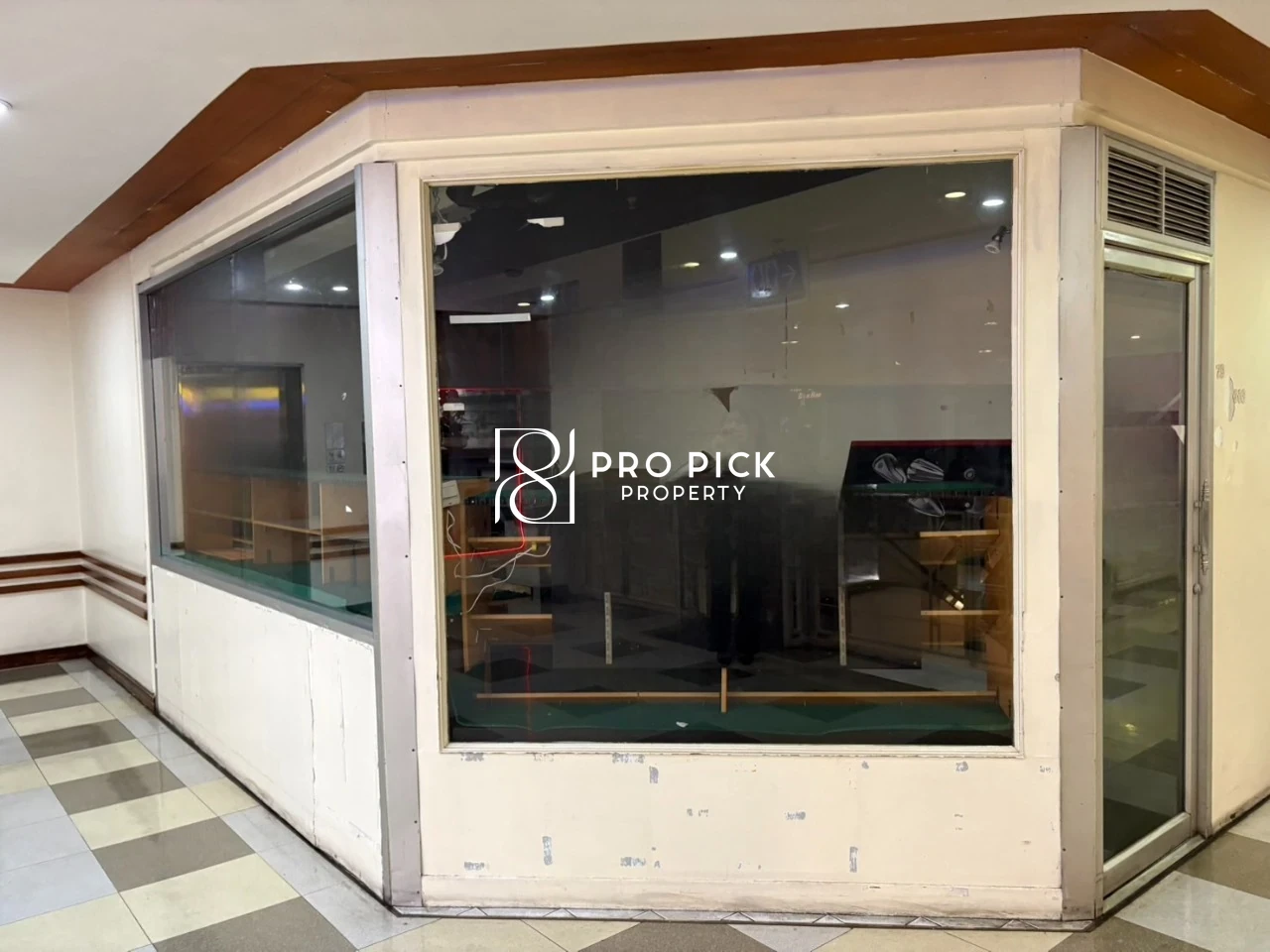 For Rent Retail 20 sq.m. BTS Phrom Phong Sukhumvit Watthana Bangkok PP-00165 photo 3