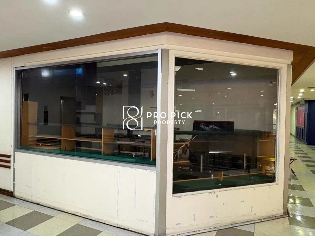 For Rent Retail 20 sq.m. BTS Phrom Phong Sukhumvit Watthana Bangkok PP-00165 - cover