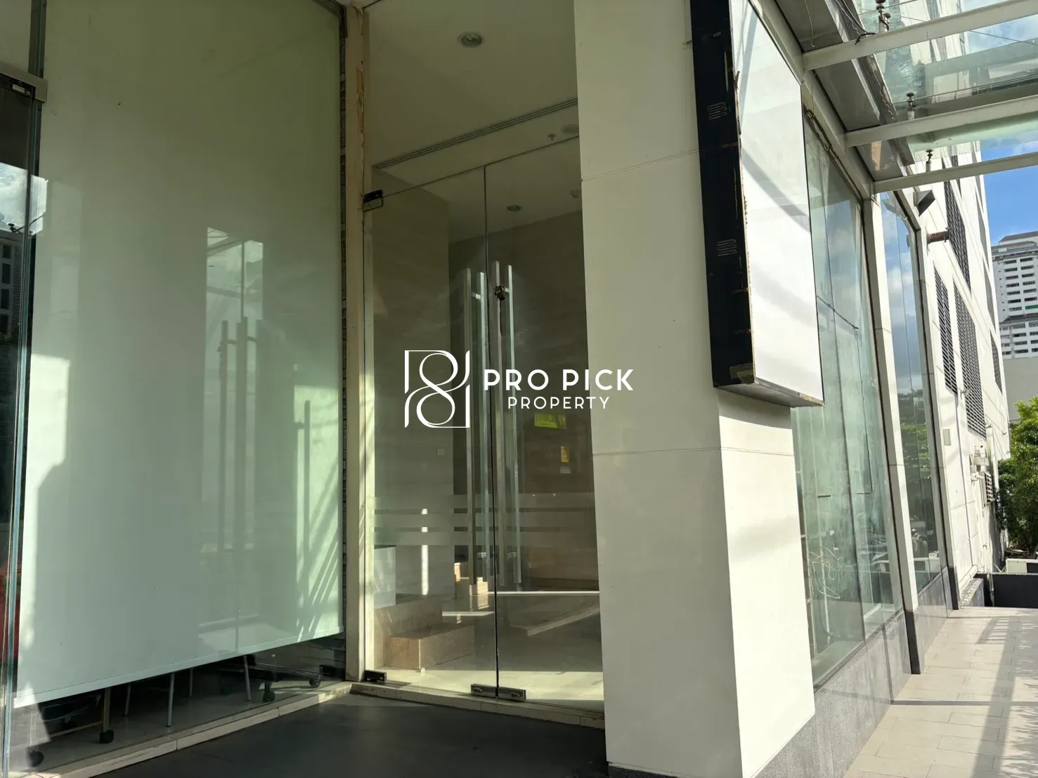 For Rent Retail Space 115 sq.m. BTS Phrom Phong Sukhumvit Watthana PP-00167 For Restaurant, Bar, Spa, Massage - cover