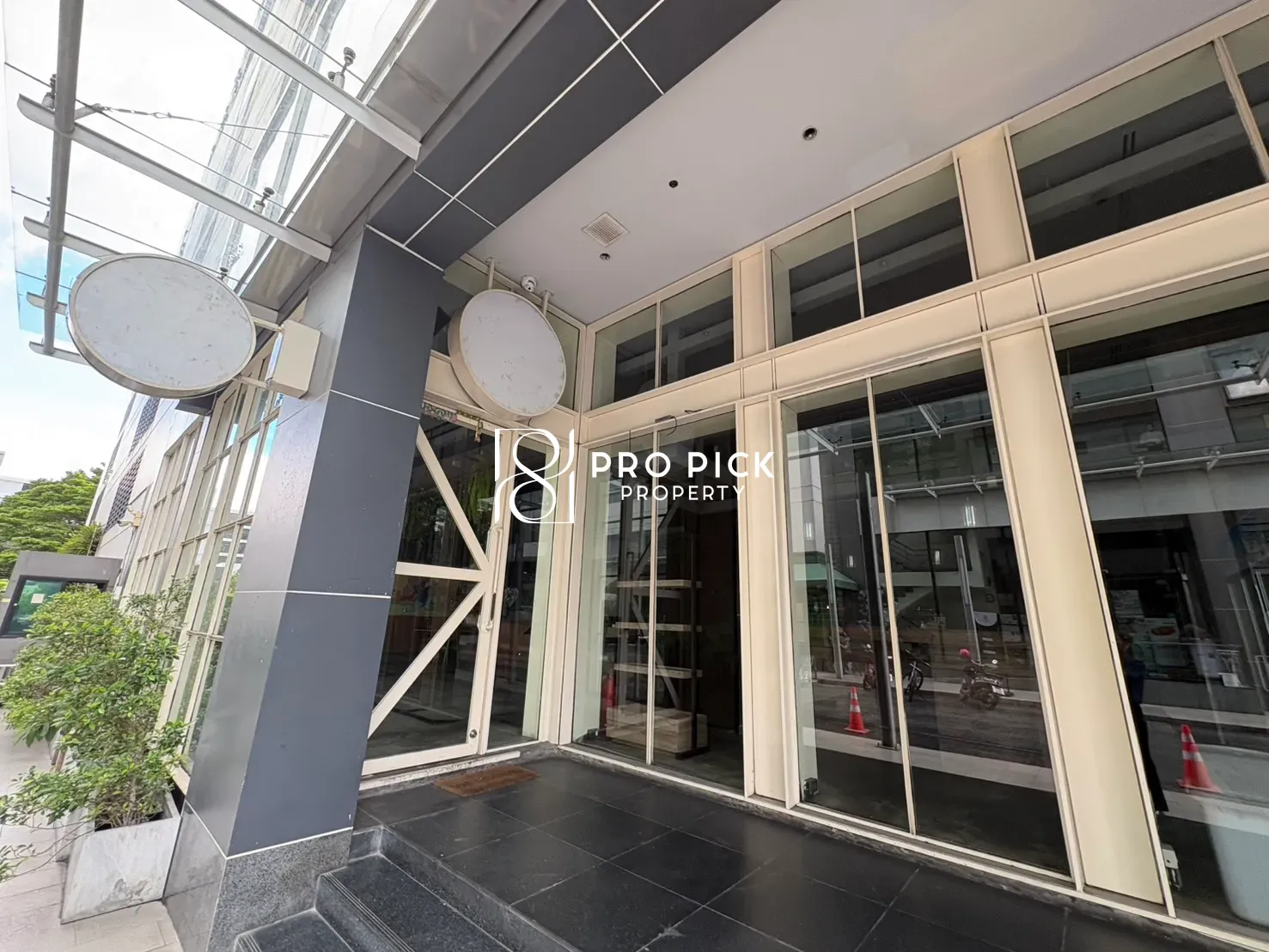 For Rent Retail Space BTS Phrom Phong Sukhumvit Watthana PP-00168 photo 3