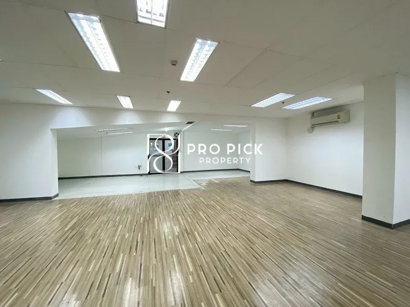 For Rent Retail Office BTS Asok Ratchadapisek Khlong Toei Bangkok PP-00143 photo 2