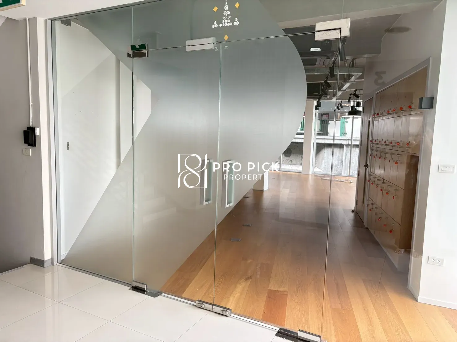 For Rent Retail Space 200 Sqm. BTS Phra Khanong Sukhumvit Watthana PP-00178 - cover