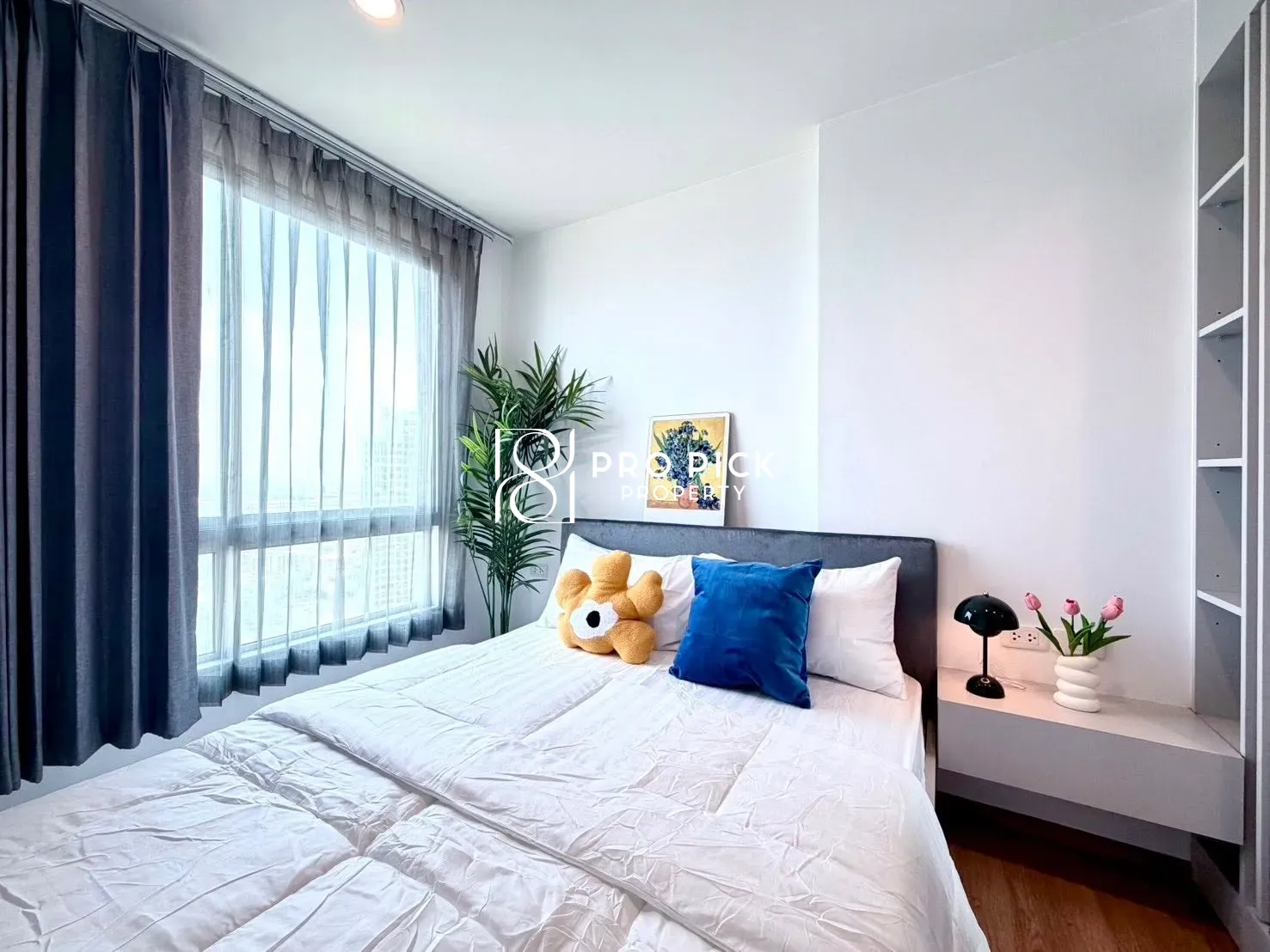 For Rent and Sale THE BASE Sukhumvit 77 1 Bed 1 Bath BTS Onnut Sukhumvit Watthana PP-00204 more photos