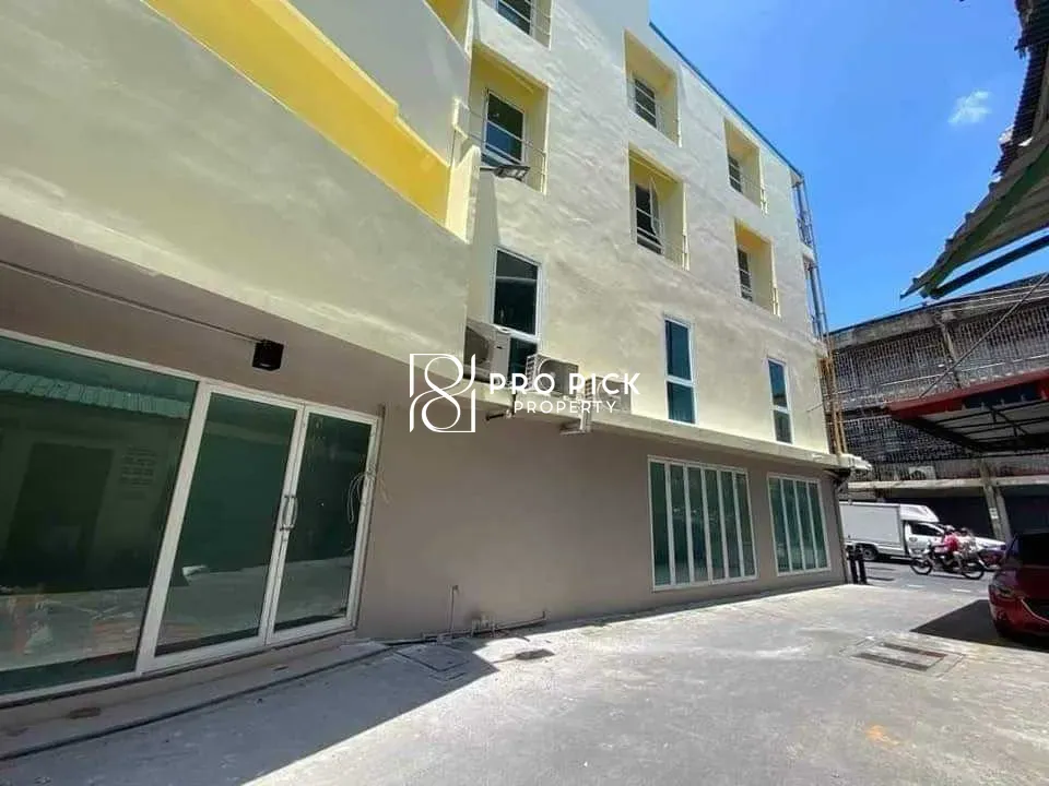 For Rent Retail Space BTS Phrom Phong Sukhumvit Khlong Toei PP-00226 Wellness Spa Bar Restaurant Cannabis - cover