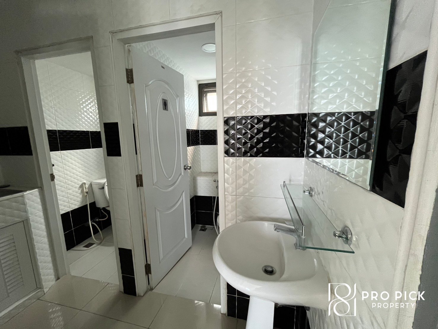 For Rent Office BTS Sain Louise Narathiwas Sathon Bangkok PP-00147 photo 4