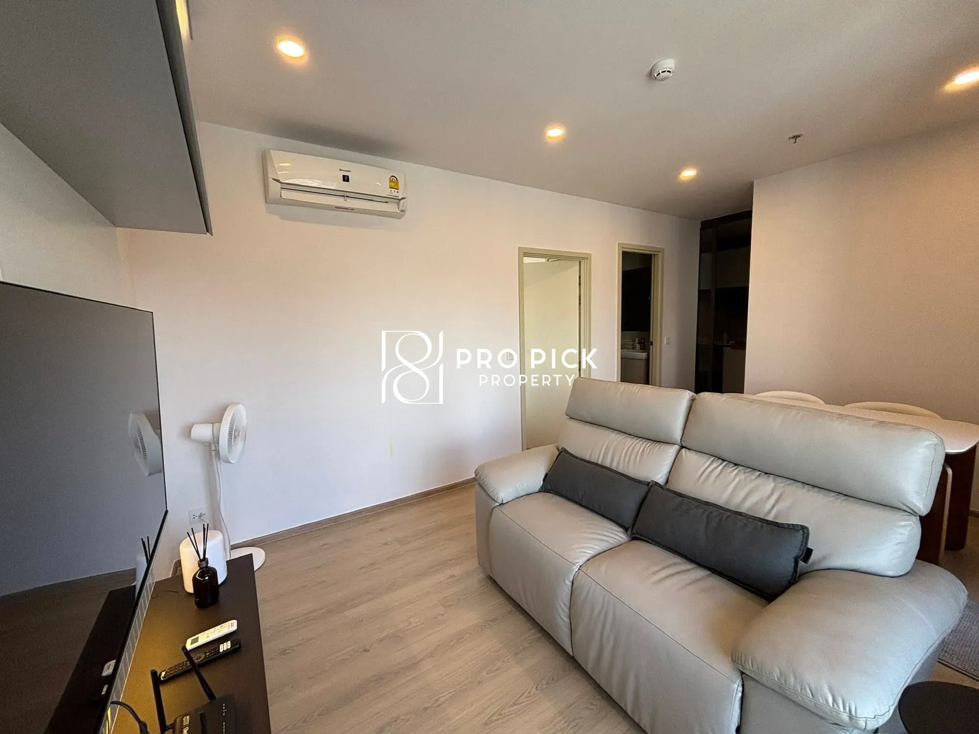 For Rent and Sale Condo Life Rama 4 - Asoke 2 Beds 1 Bath BTS Asok Sukhumvit khlong Toei PP-00233 photo 3