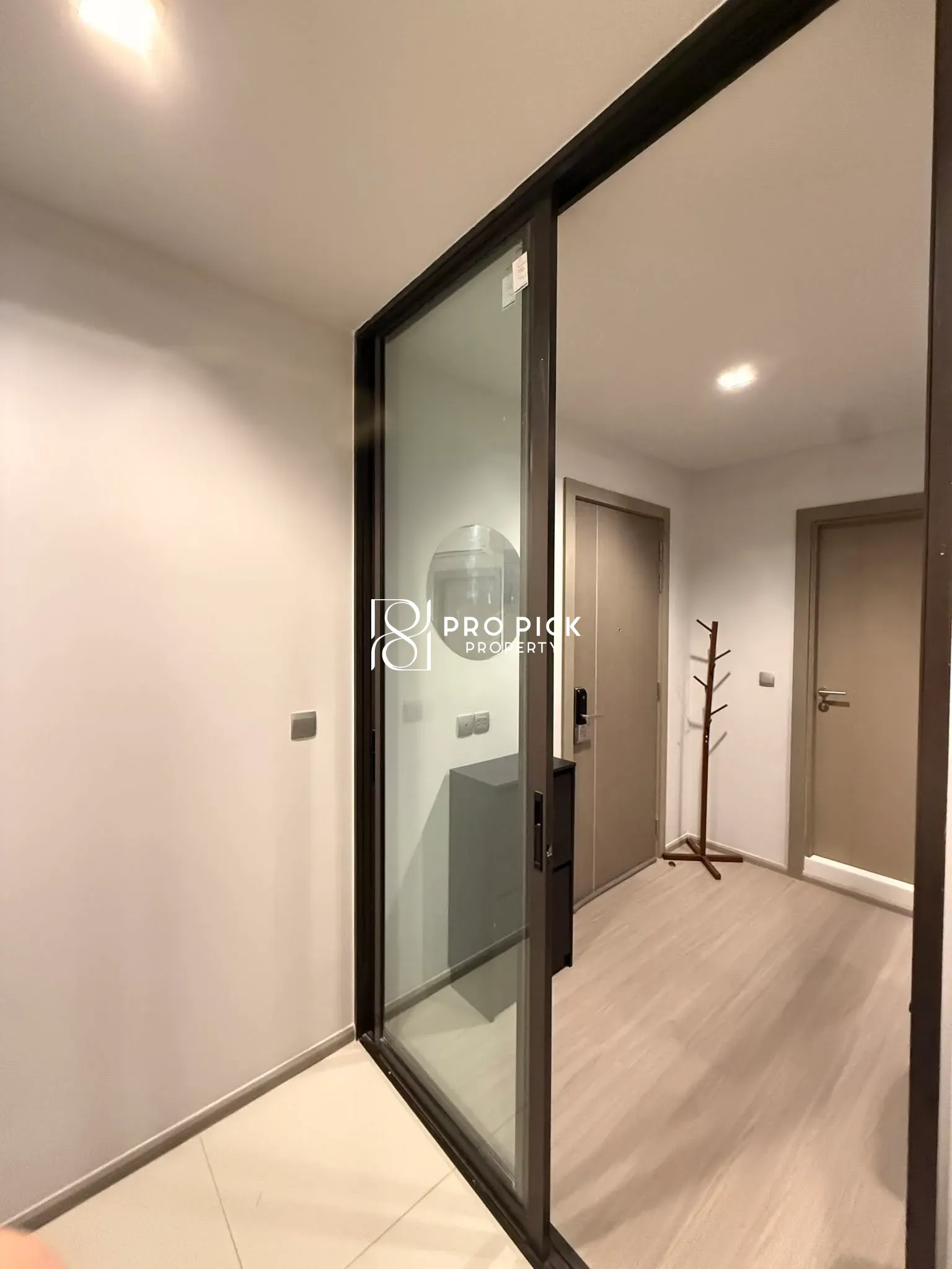 For Rent and Sale Condo LIFE Asoke - Rama 9 1 Bed 1 Bath BTS ASok Sukhumvit PP-00236 photo 2