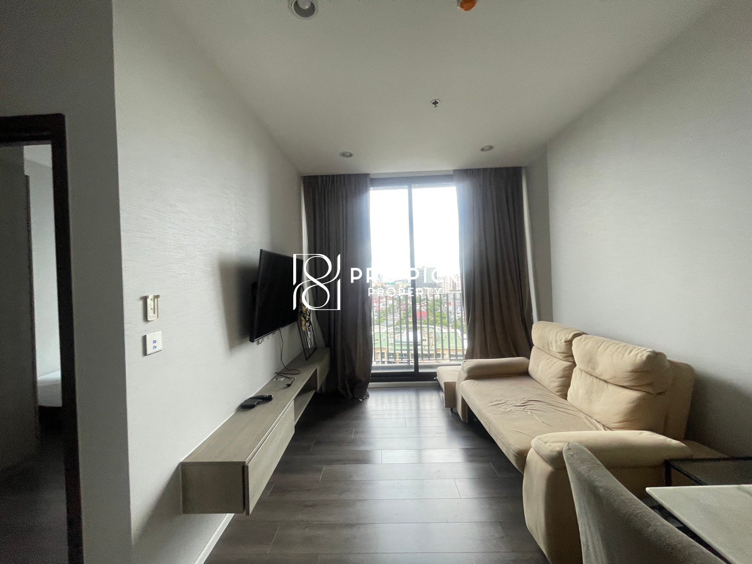 For Rent Condo Whizdom Essence Sukhumvit 1 Bed 1 Bath BTS Punnawithi Sukhumvit Phra Kanong PP-00324 more photos