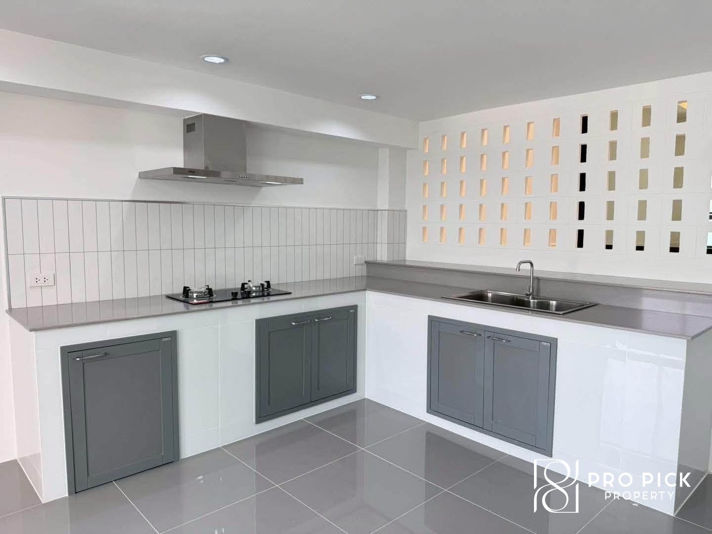 For Rent Townhome Sukhumvit 101 BTS Punnawithi PP-00189 more photos