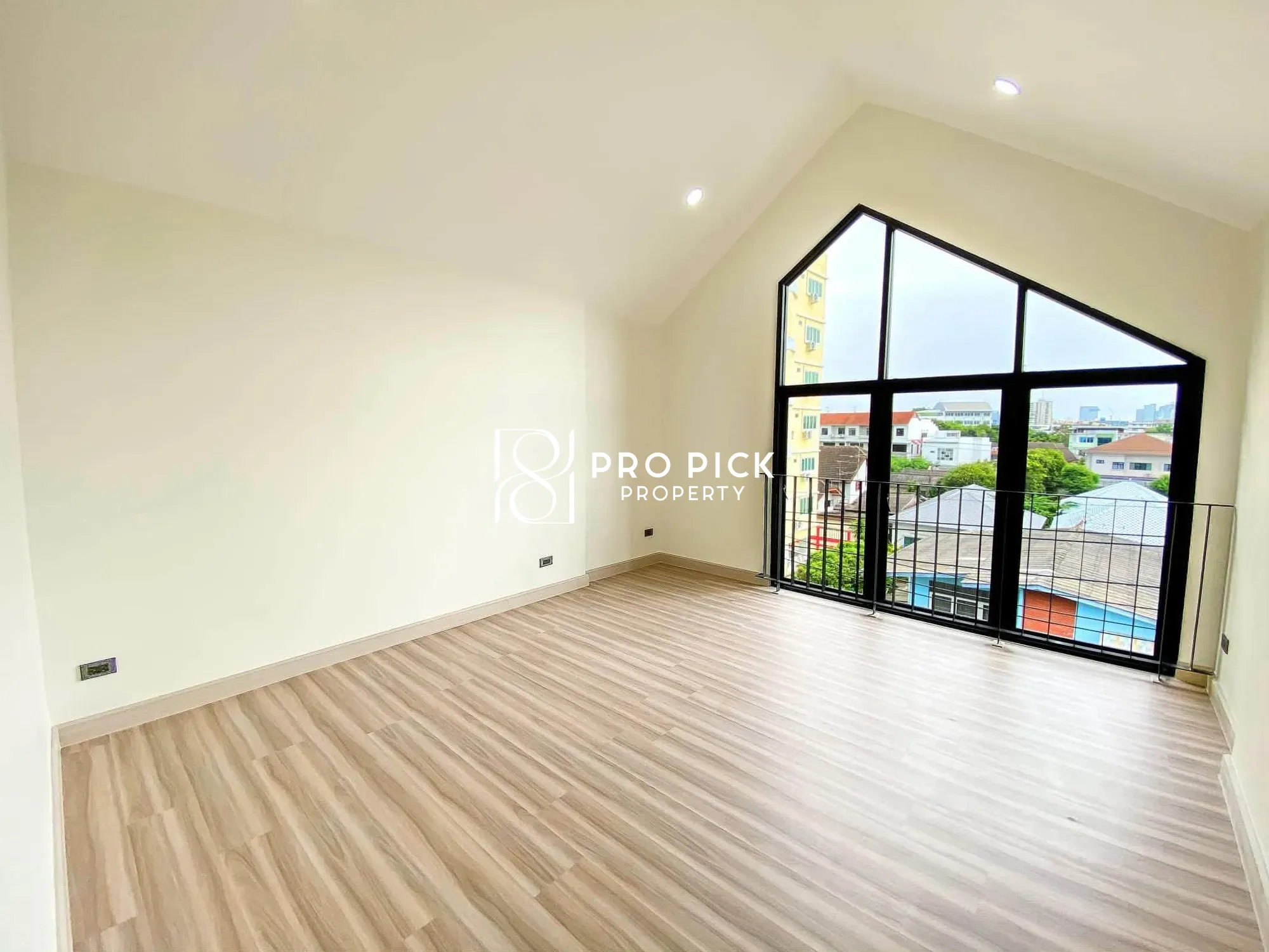 For Rent Townhome Sukhumvit 101/1 BTS Punnawithi Phrakanong PP-00352 photo 2