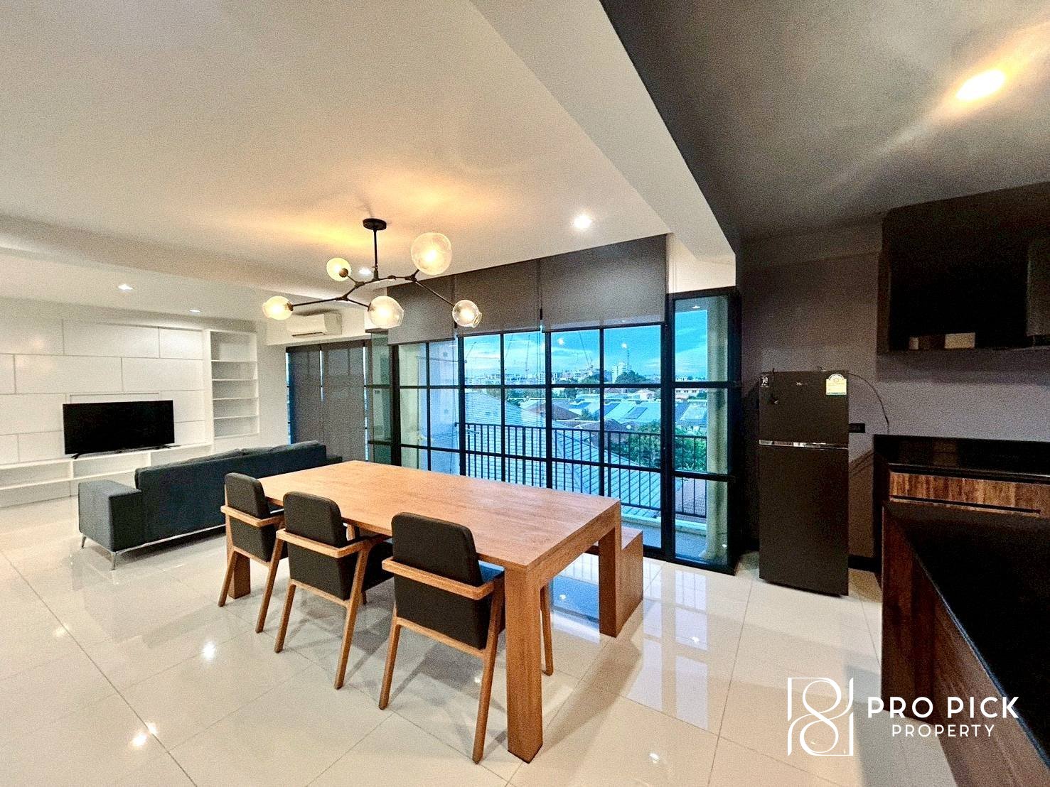 1 Bed Condominium in Phra Kanong, 38,000 THB/mo