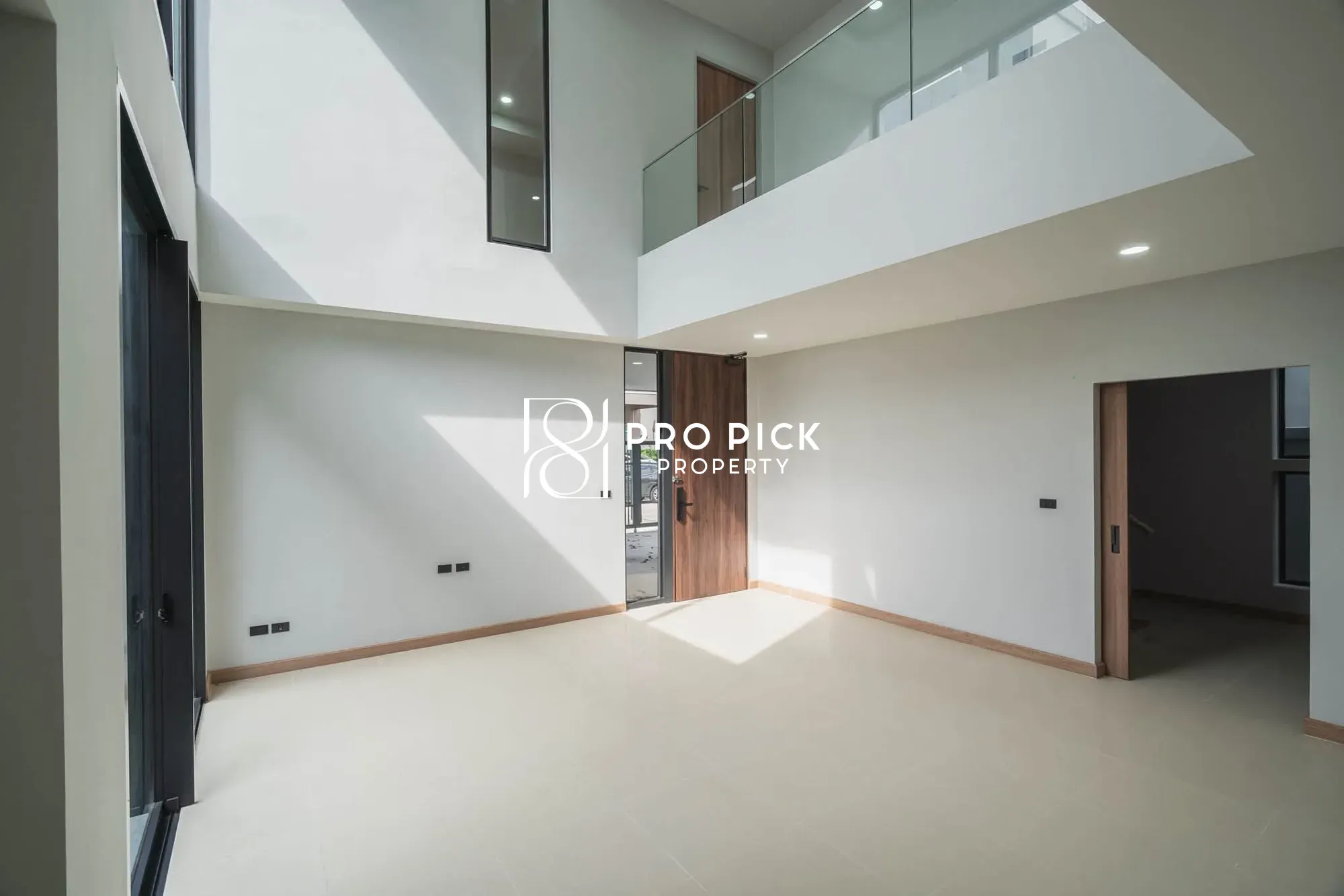 For Sale Preecha Beyond Ramkhamhaeng-Krungthepkreetha Lat Krabang PP-00359 more photos