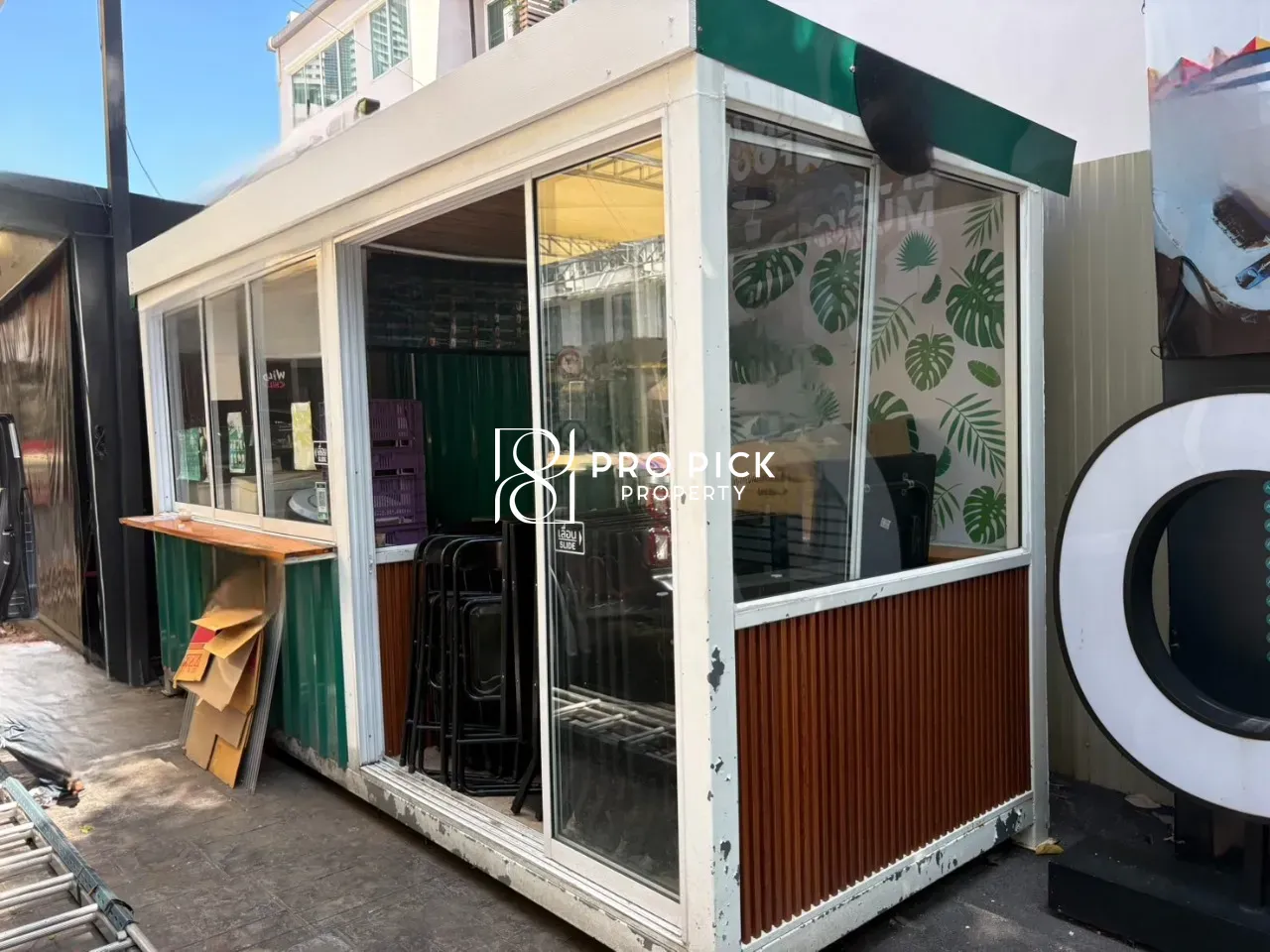 For Rent Retail Space 9 sq.m. BTS Phrom Phong Sukhumvit Khlong Toei PP-00363 - cover
