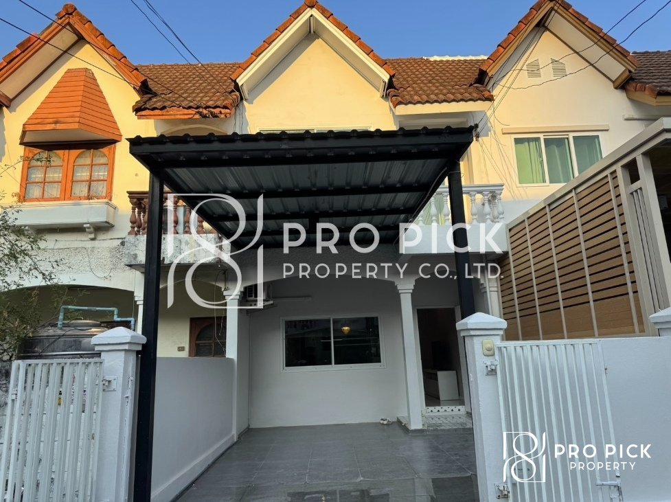 For Rent Townhome BTS Punnawithi Sukhumvit Phra Khanong PP-00195