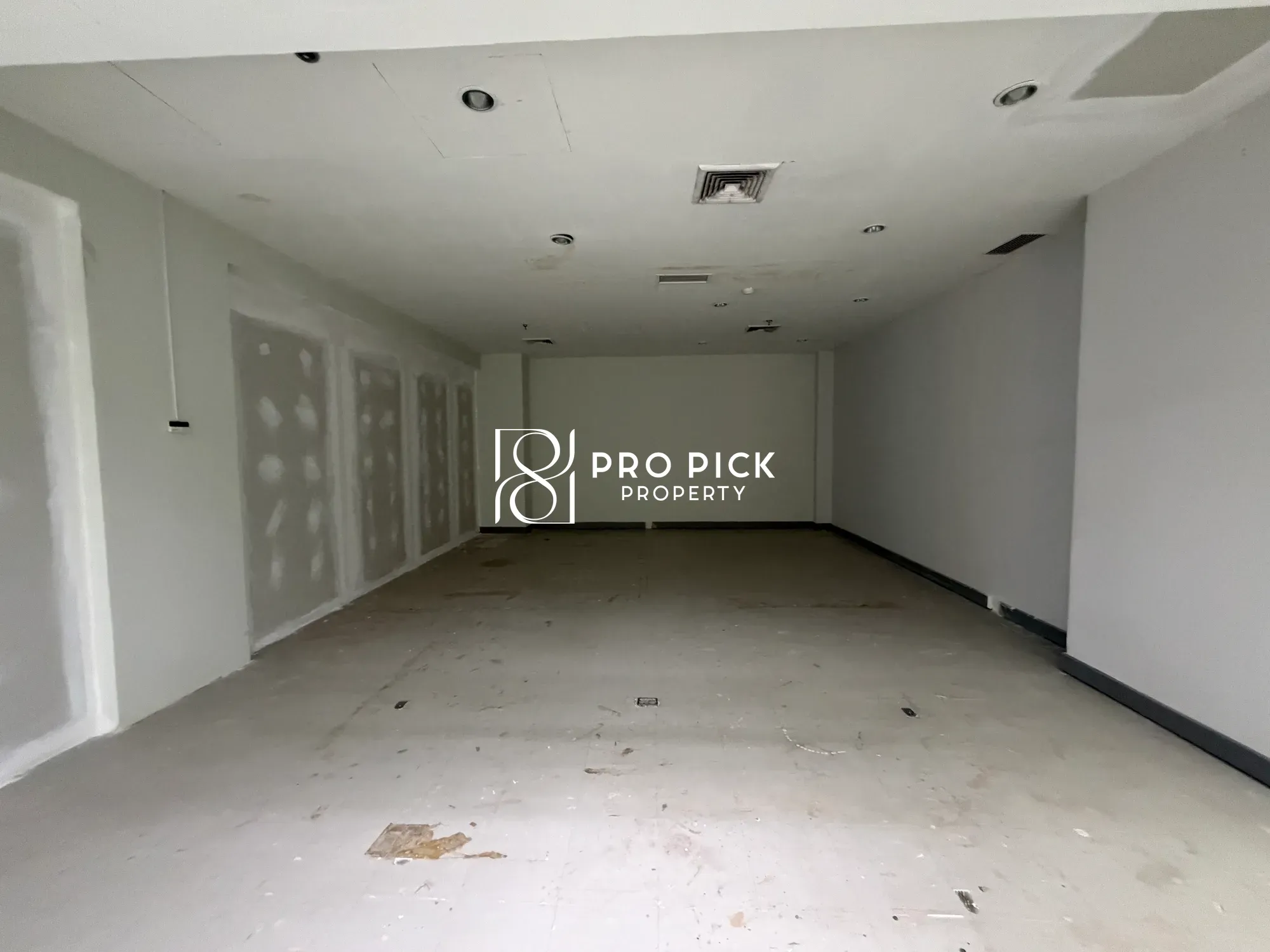 For Rent Retail 42.26 sq.m. BTS Saladaeng Silom Bangrak Bangkok PP-00369 - cover