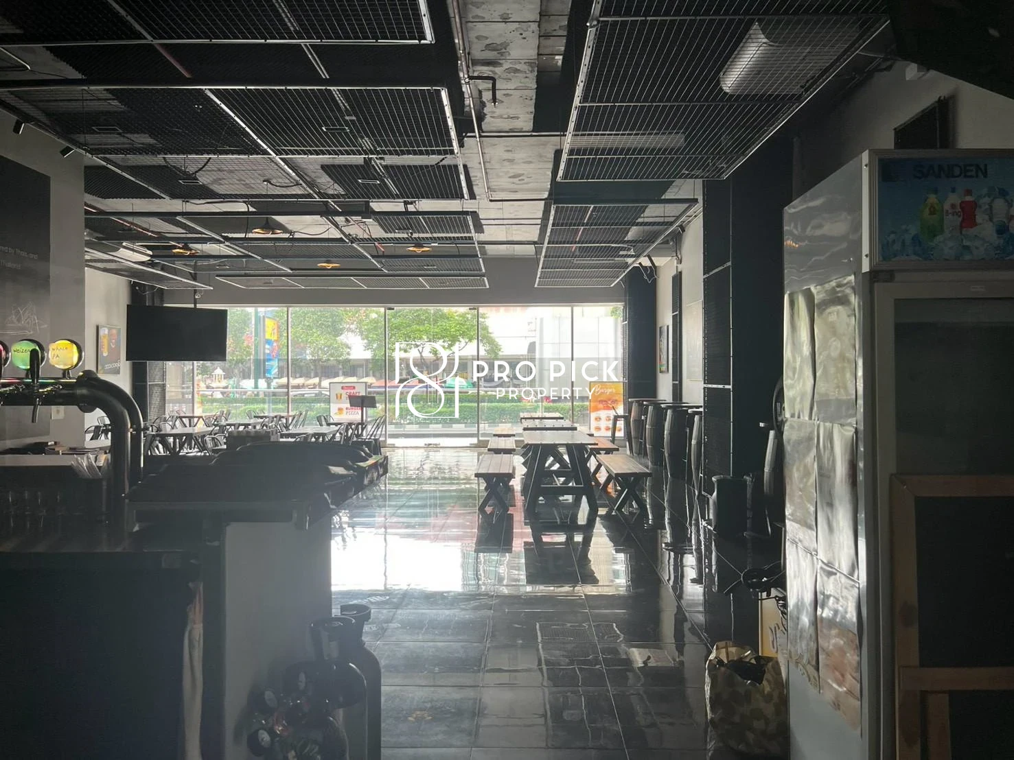 For Rent Retail Space 168 sq.m. BTS Phra Khanong Sukhumvit Khlong Toei Bangkok PP-0395 photo 3