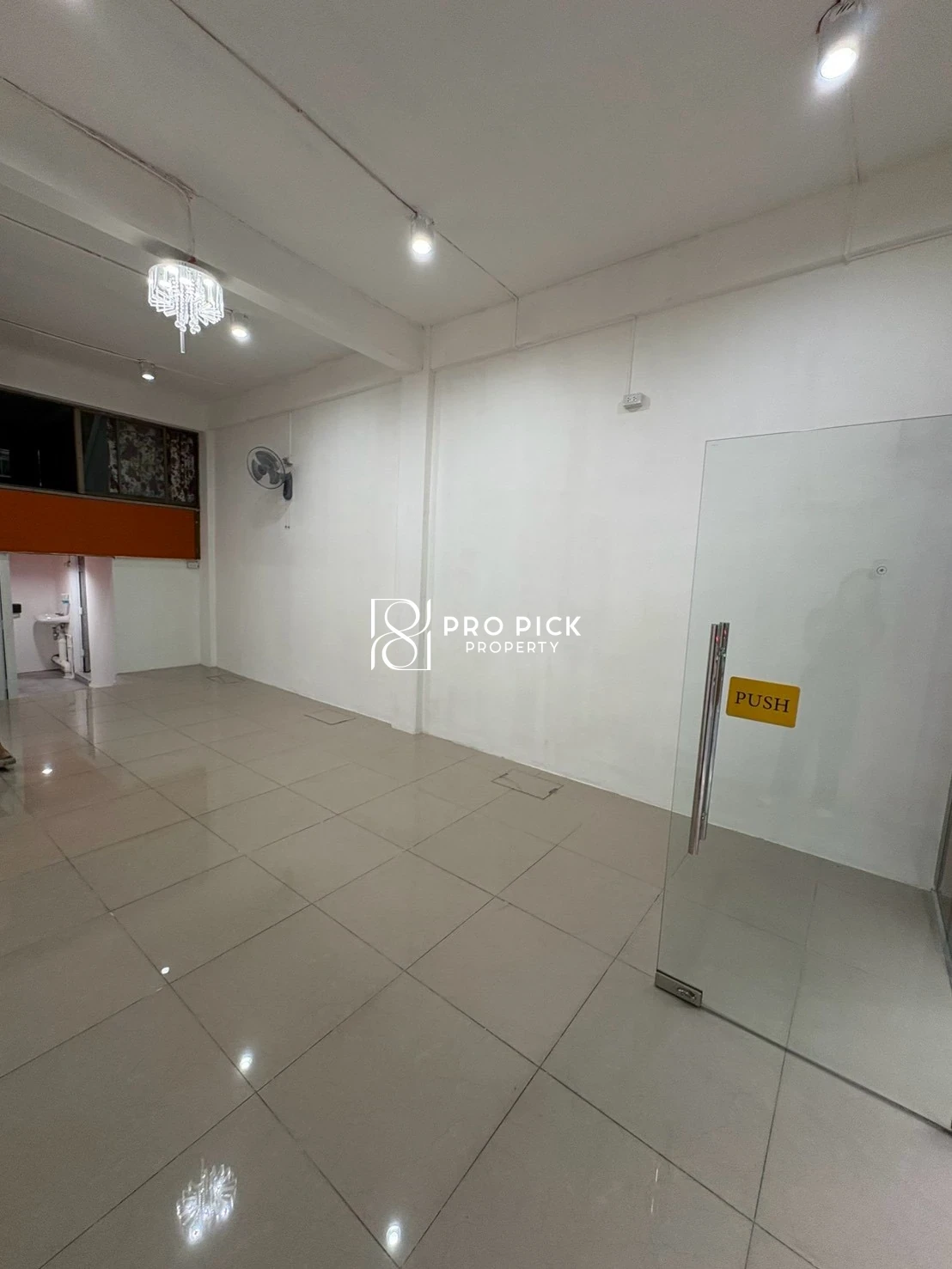 For Rent Shophouse BTS Phrom Phong Sukhumvit Khlong Toei Bangkok PP-00396 photo 3