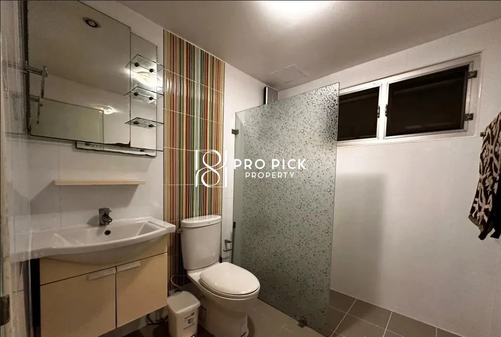 For Rent Condo Waterford Park Rama 4 2 Beds 1 Bath BTS Phra khanong Sukhumvit Khlong Toei Bangkok PP-00398 photo 2