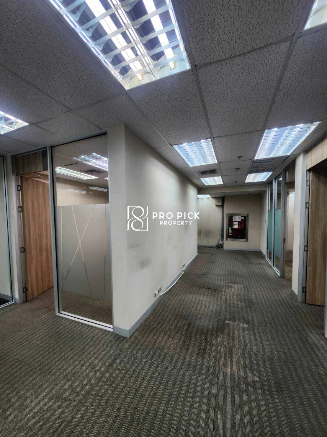 For Rent Office 335 Sqm. BTS Sala Daeng Silom Bang Rak Bangkok PP-00402 more photos