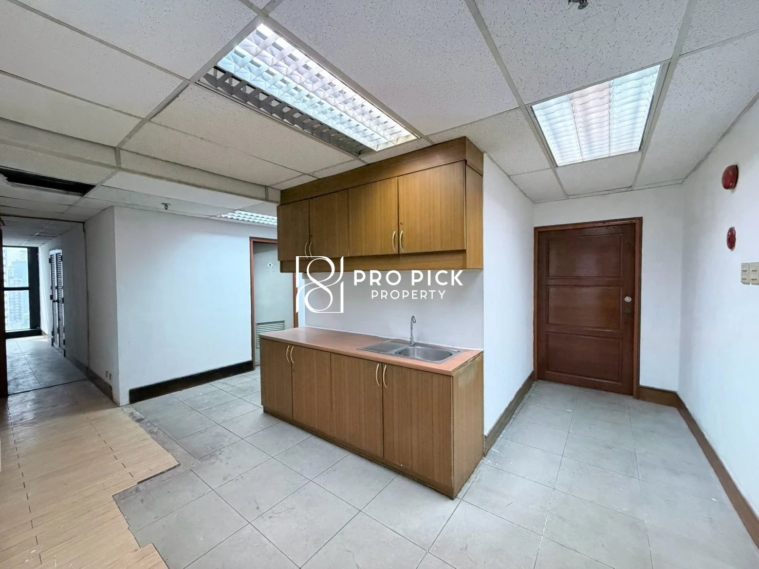For Rent Office Space 350 Sqm. BTS Ekkamai Sukhumvit Watthana Bangkok PP-00418 photo 4